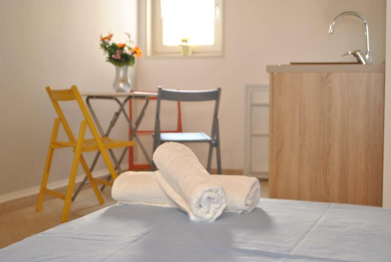 Masseria Capece Bed & Breakfast 우기아노 라 치에사 외부 사진